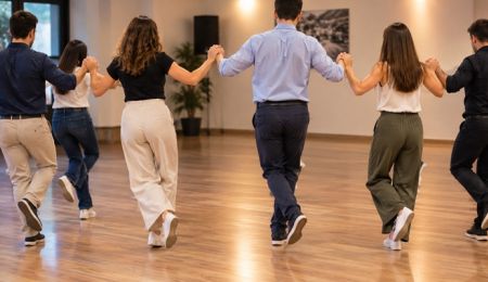 Μαθήματα Παραδοσιακού Χορού με τον Σύλλογο Χαλανδρίου ΑΡΓΩ