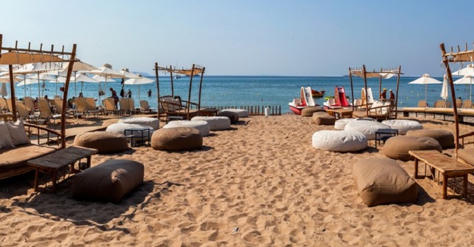 varkiza resort