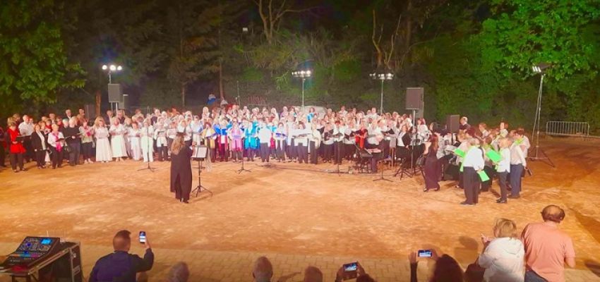 Ολοκληρώθηκε με μεγάλη επιτυχία το 8ο Καλλιτεχνικό Φεστιβάλ Τρίτης Ηλικίας του Δήμου Χαλανδρίου