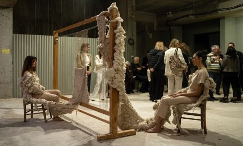 Θερμή η υποδοχή της έκθεσης σύγχρονης τέχνης “In/Out of Time - Στην ώρα, εκτός χρόνου”, στο κτίριο Νόμπελ