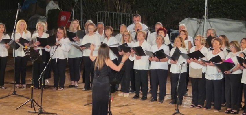 Θέατρο, μουσική, κινηματογράφος, άσκηση και δημιουργικά εργαστήρια στα ΚΑΠΗ Χαλανδρίου