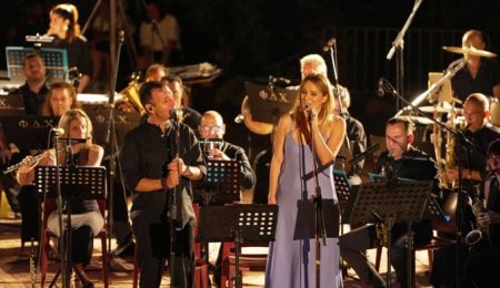 Το Φεστιβάλ Ρεματιάς τίμησε τον Μίκη Θεοδωράκη με μια συναυλία που έγραψε ιστορία