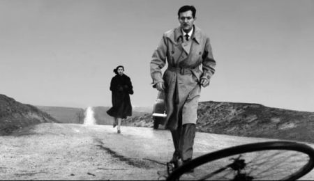 Ciné ΑΡΓΩ: Προβολή της ταινίας “Muerte de un ciclista”, στο Κέντρο Νεότητας Χαλανδρίου